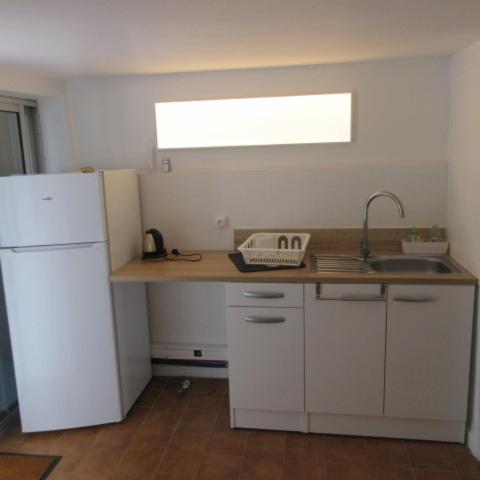 Location Avec Piscine & Parking Prive A Bandol